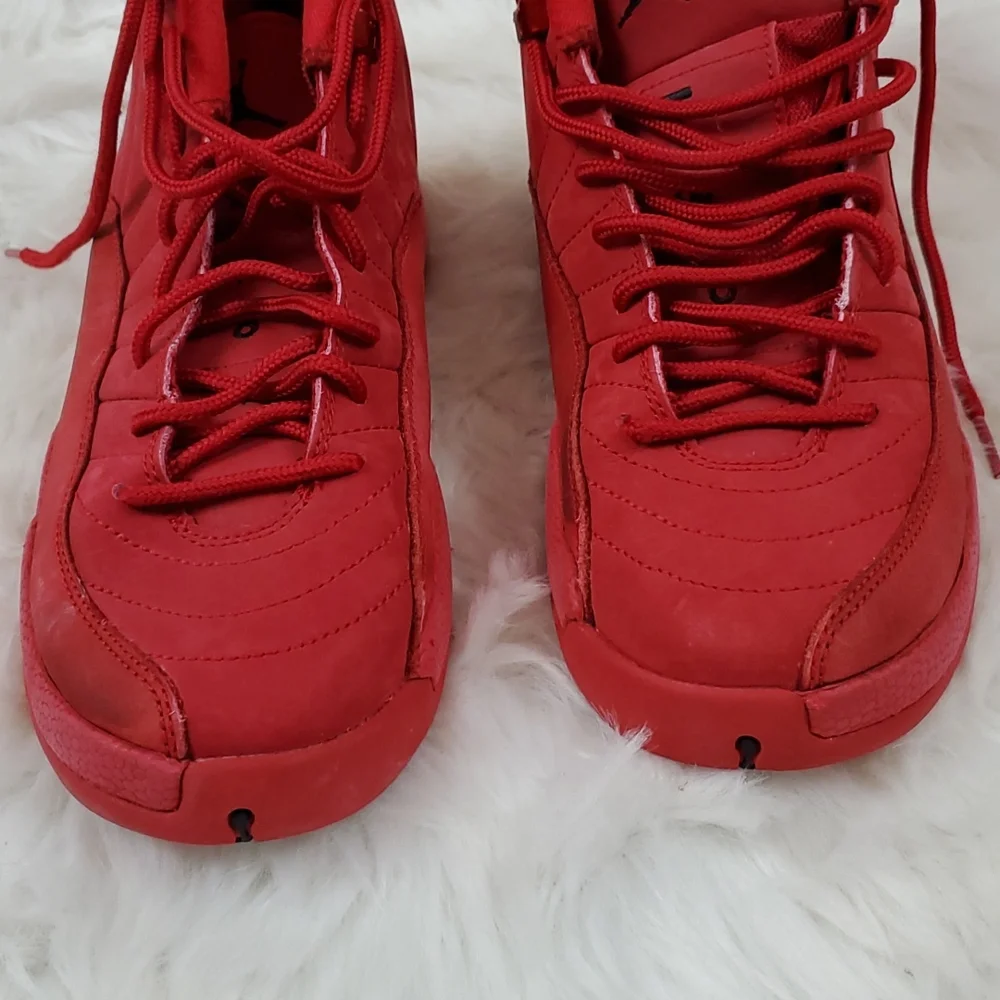 Nike Air Jordan 12 red leather shoes sneakers #153265-601 size 6.5Y